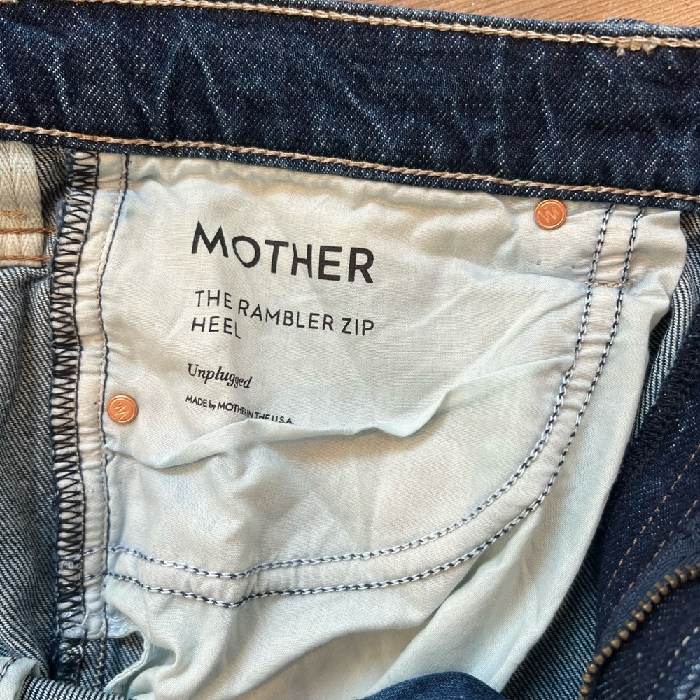 NWT MOTHER
The Rambler Zip Heel Jeans in Unplugged Sz 28 - Picture 6 of 16